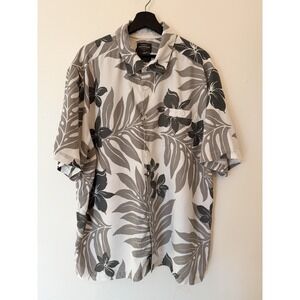 Quiksilver Waterman Shirt Mens XXL White Hawaiian Floral Button Front Aloha